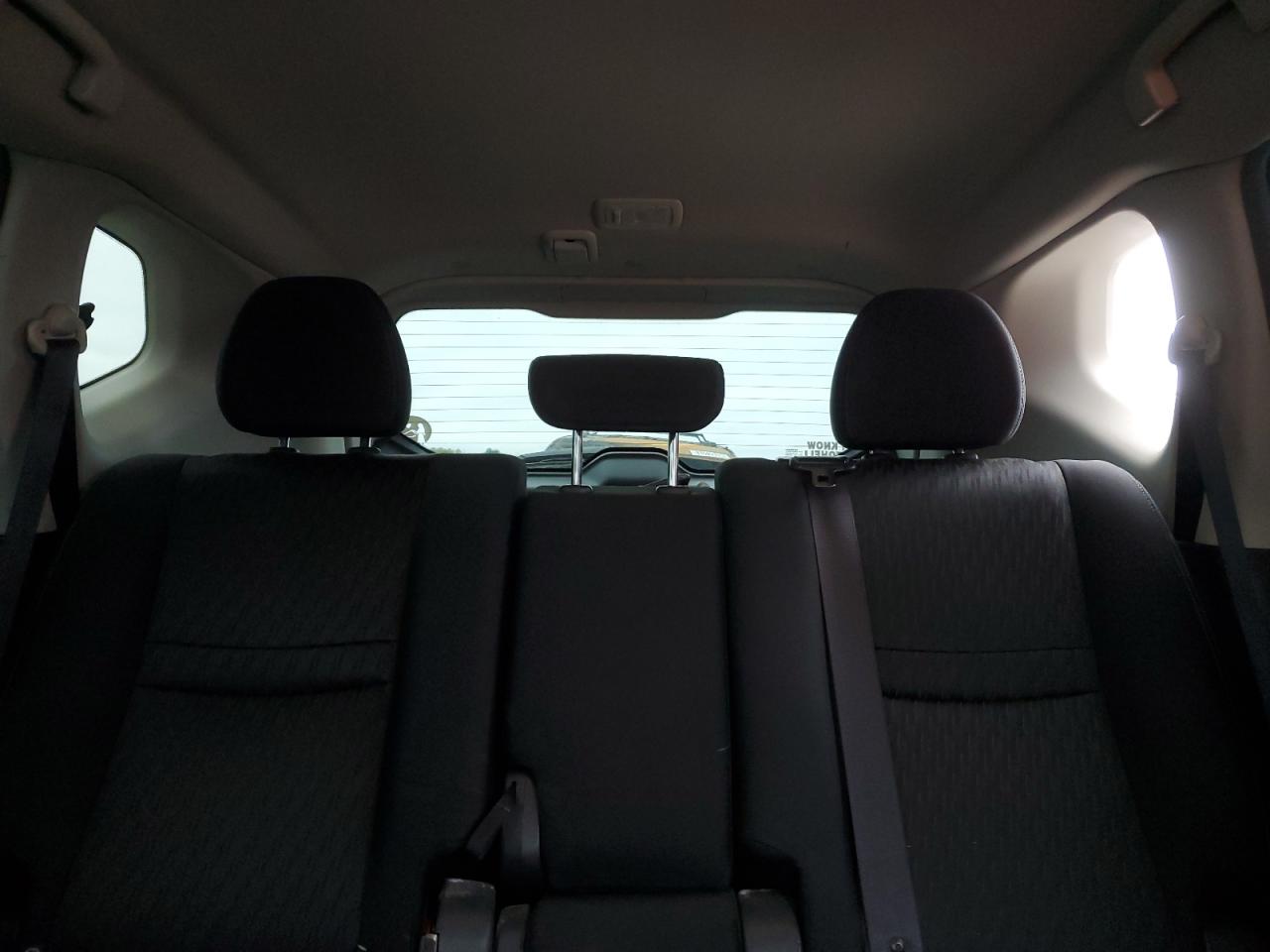 2020 Nissan Rogue - Image 10