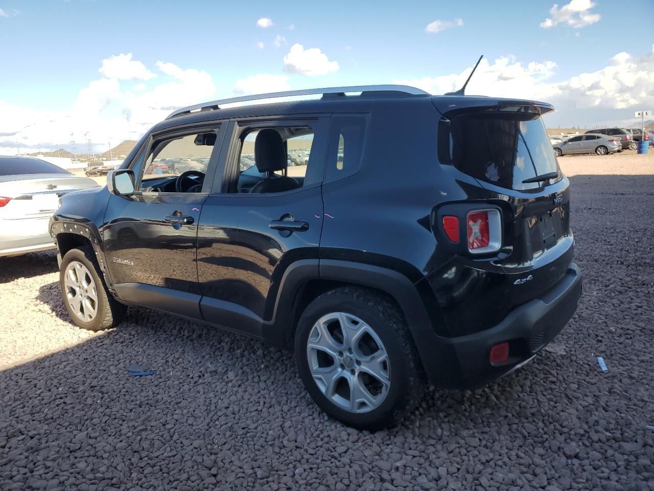2015 Jeep Renegade - Image 2