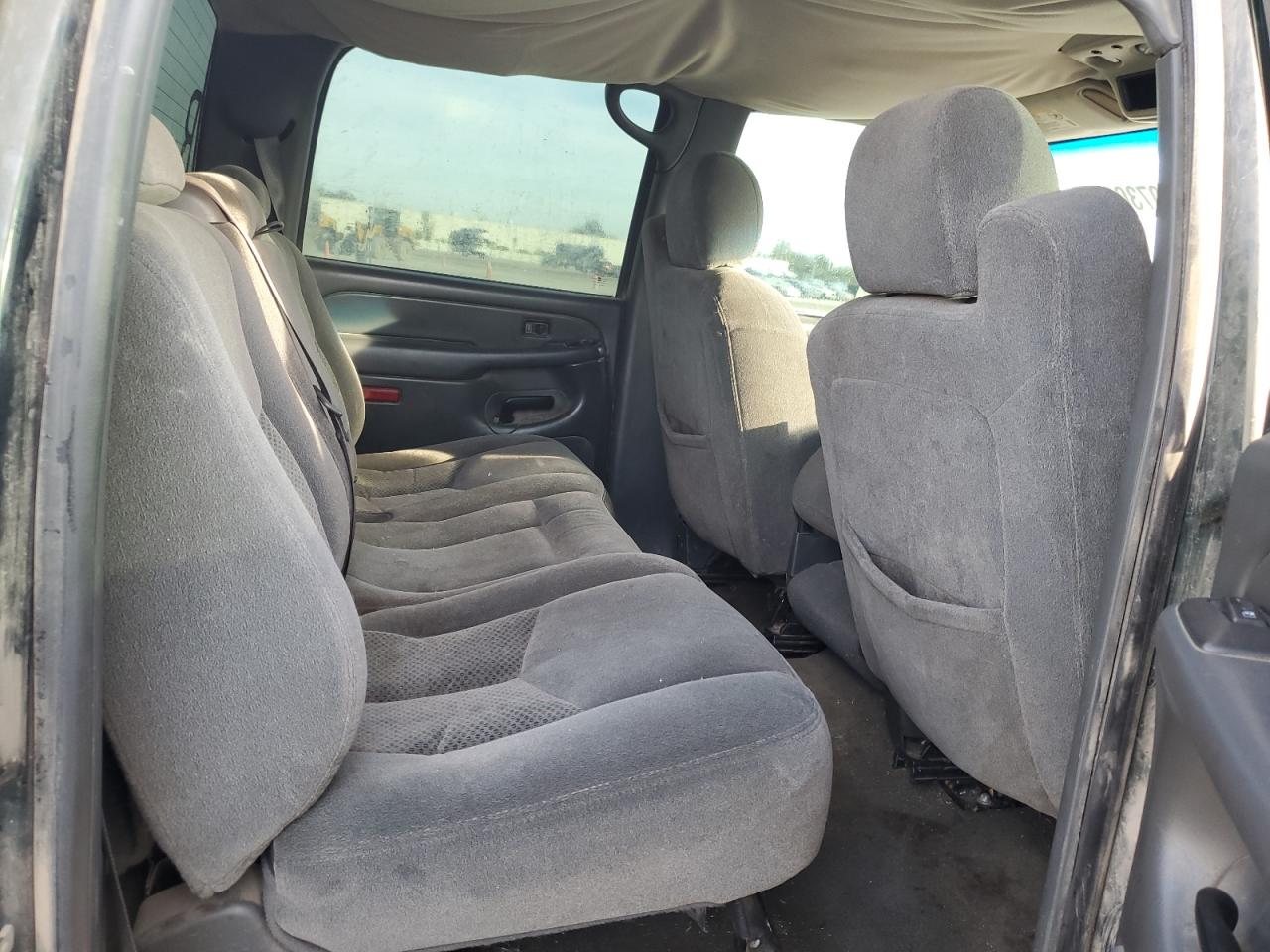 2005 Chevrolet Silverado - Image 10