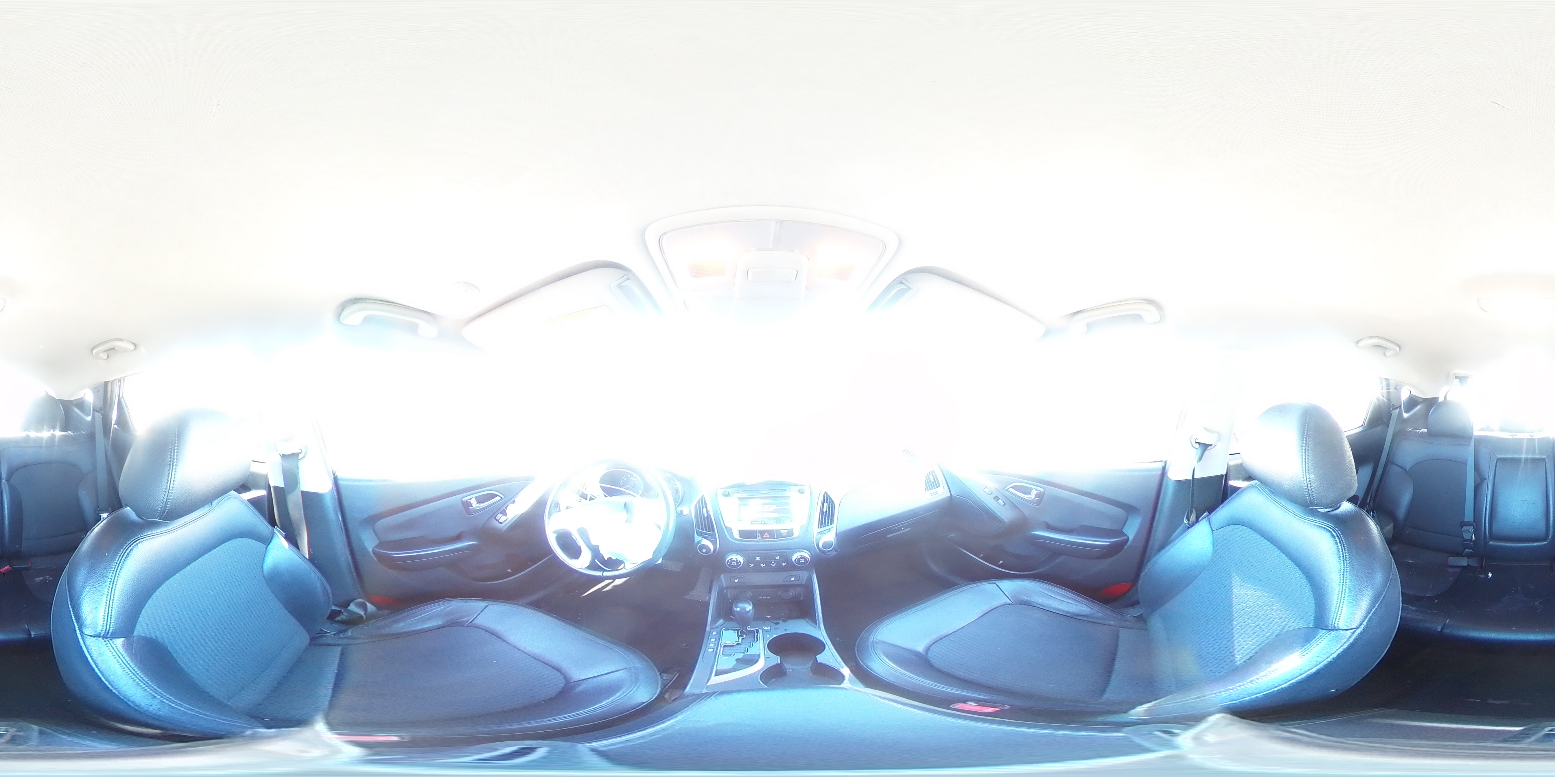 2011 Hyundai Tucson - Image 13