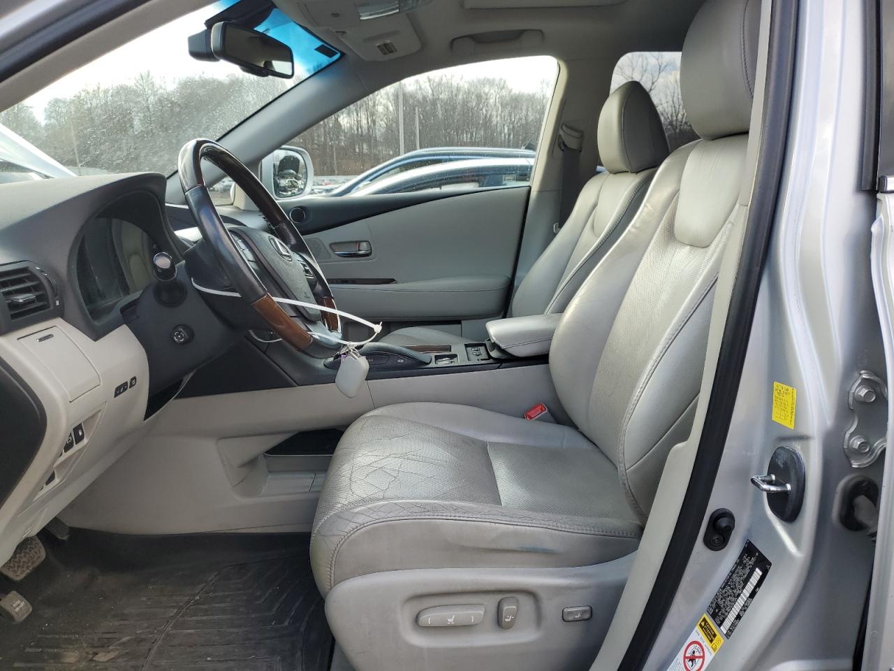 2010 Lexus RX - Image 7