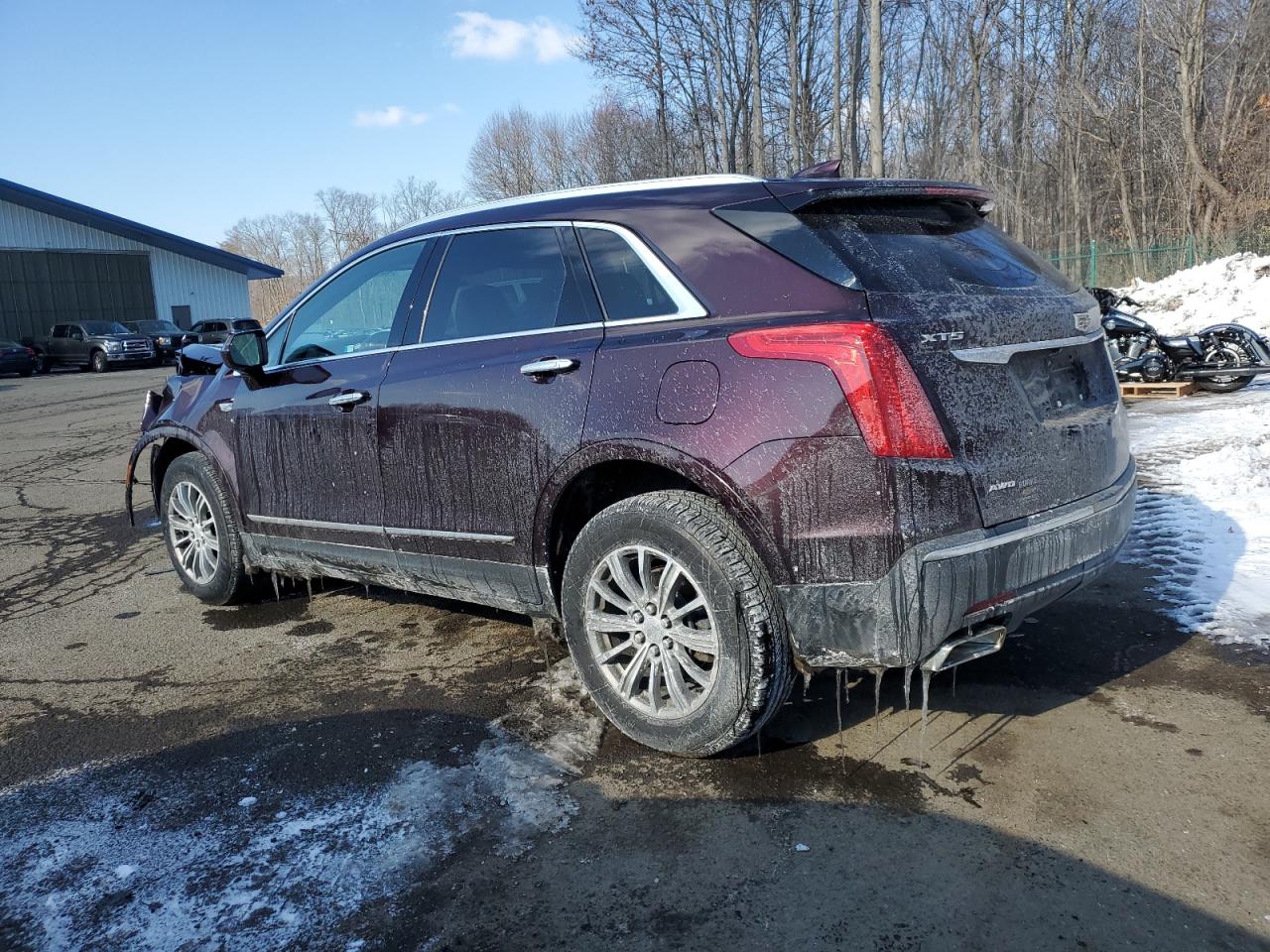 2018 Cadillac XT5 - Image 2