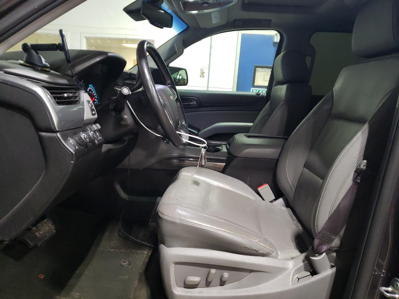 2017 Chevrolet Suburban - Image 7