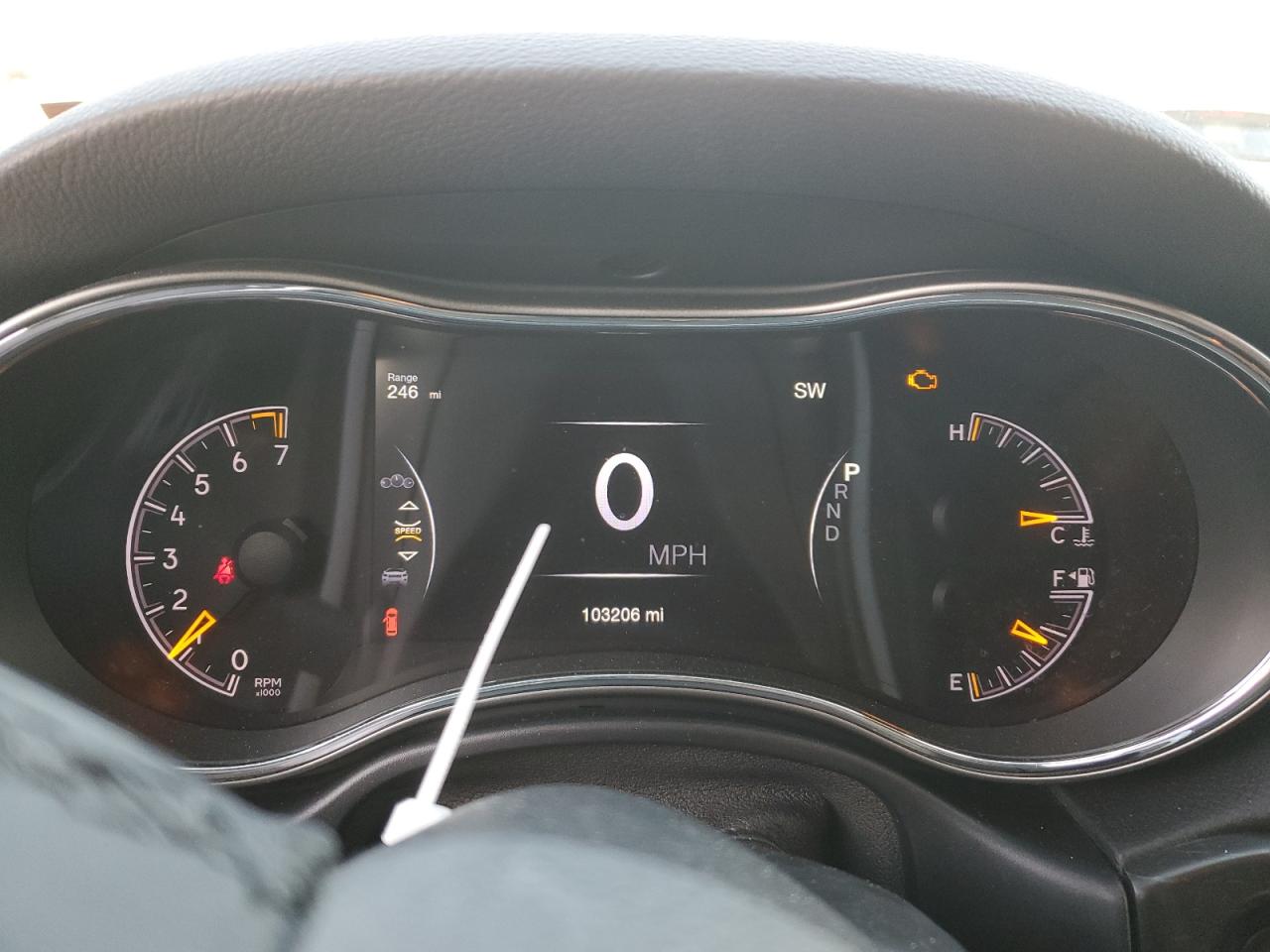 2018 Jeep Grand Cherokee - Image 9