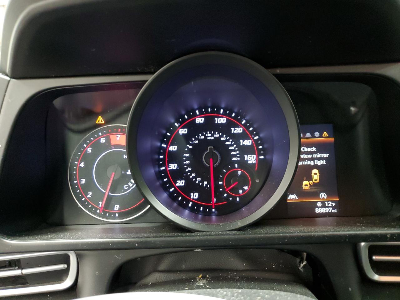 2021 Hyundai Elantra - Image 9
