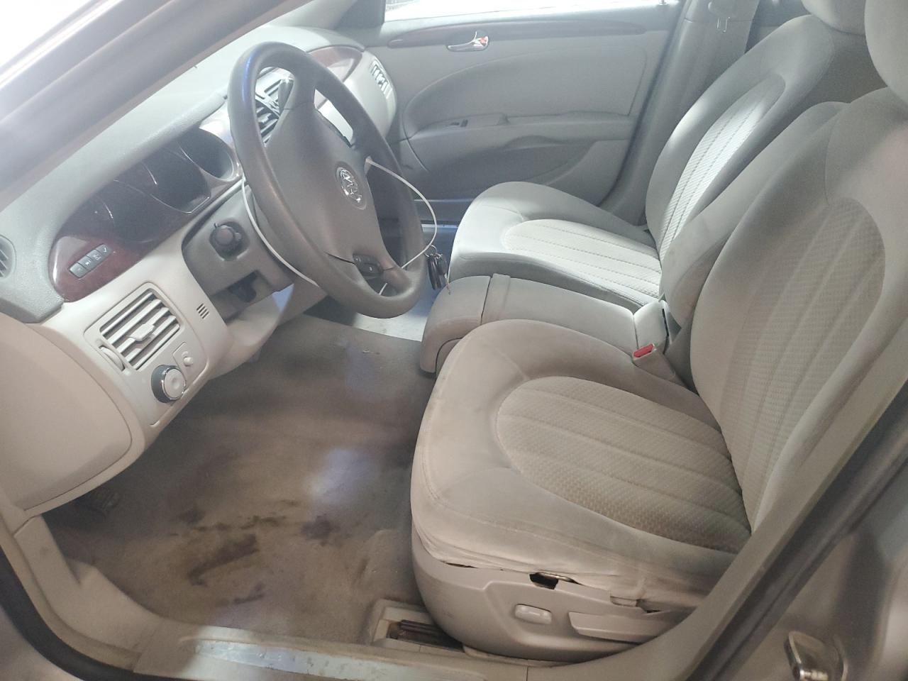 2007 Buick Lucerne - Image 7