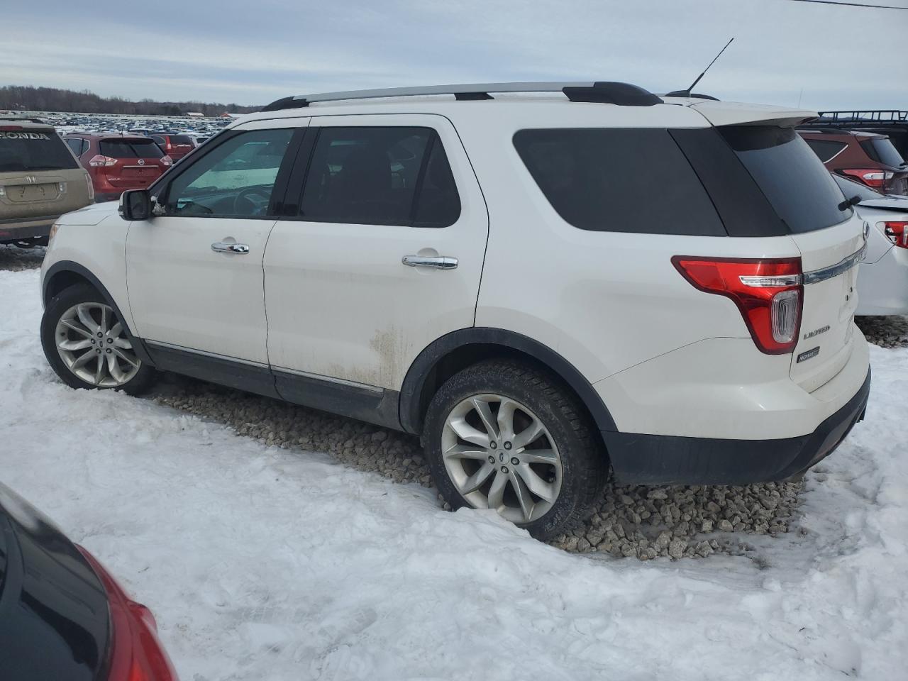 2014 Ford Explorer - Image 2