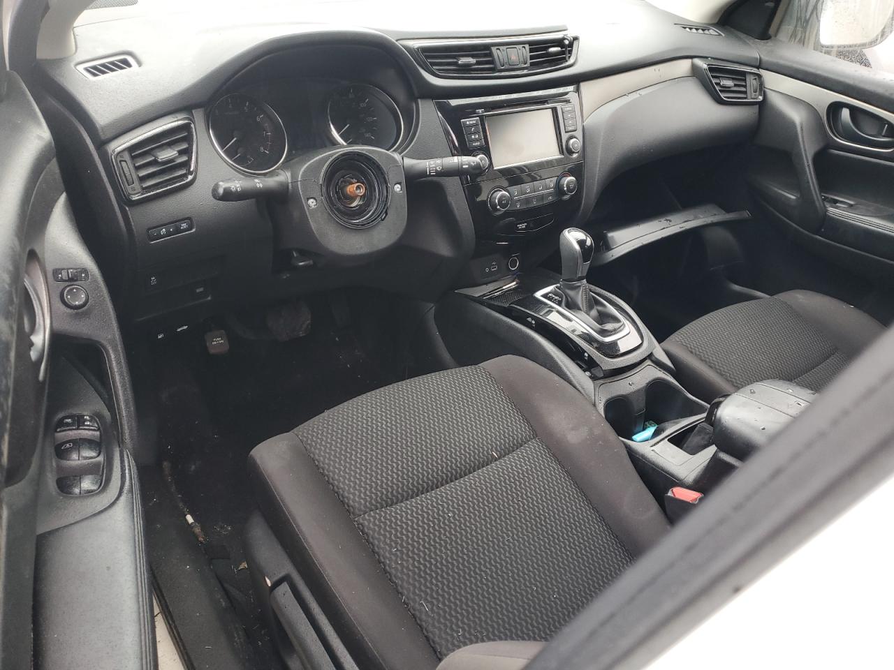 2019 Nissan Rogue - Image 8