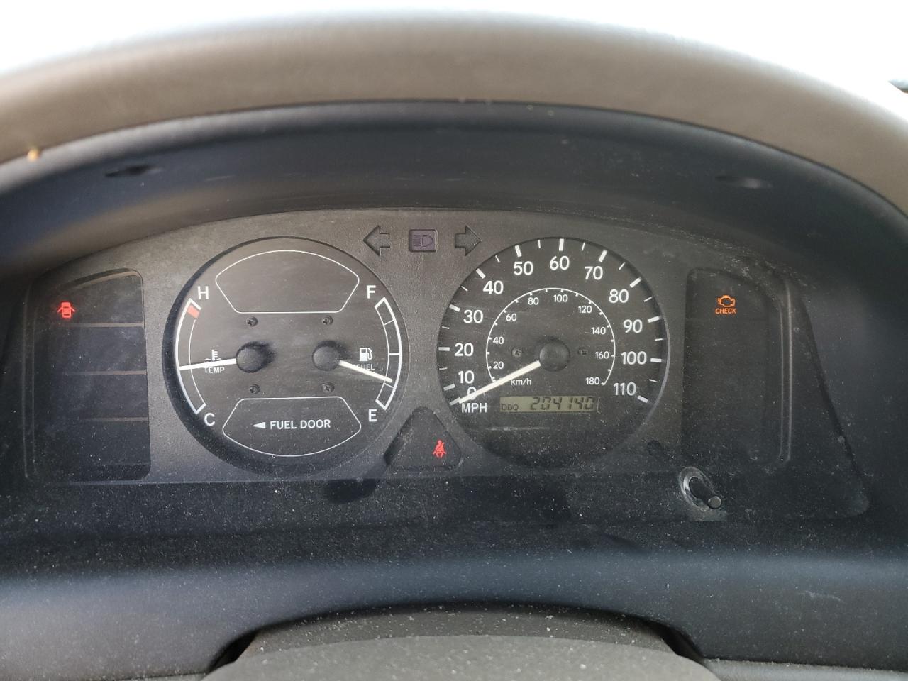 2000 Toyota Corolla - Image 9