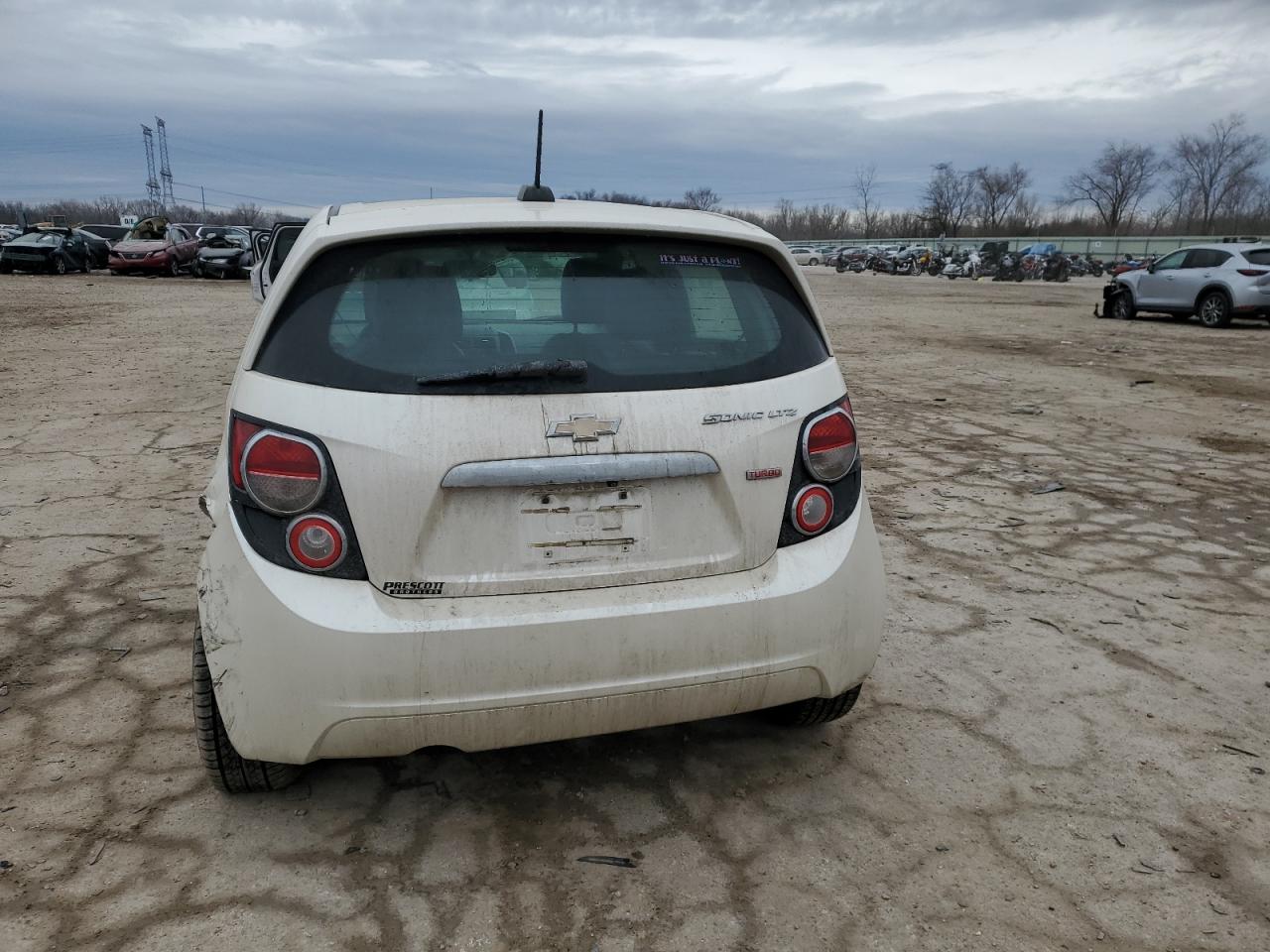 2015 Chevrolet Sonic - Image 6