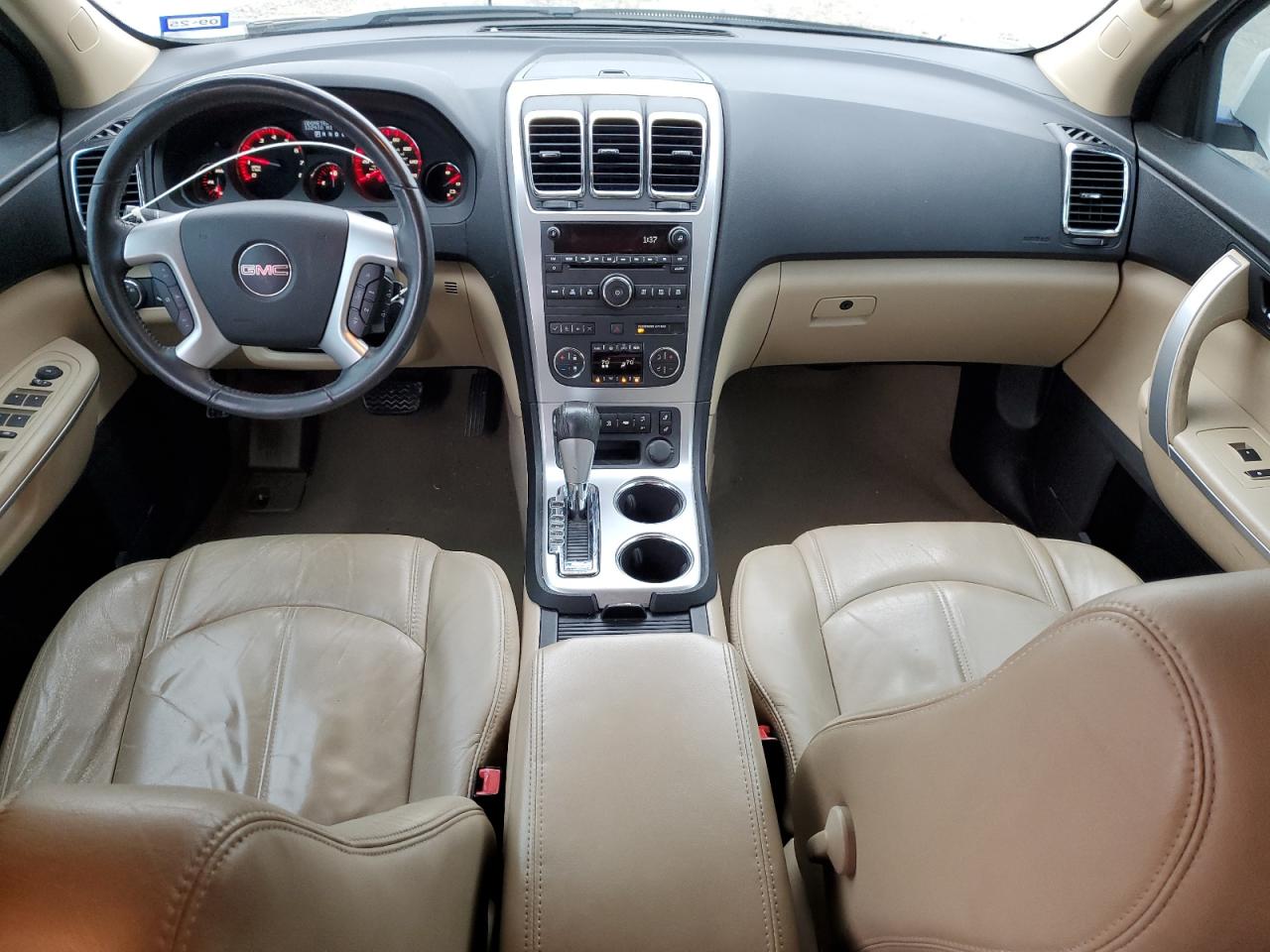 2011 GMC Acadia - Image 8