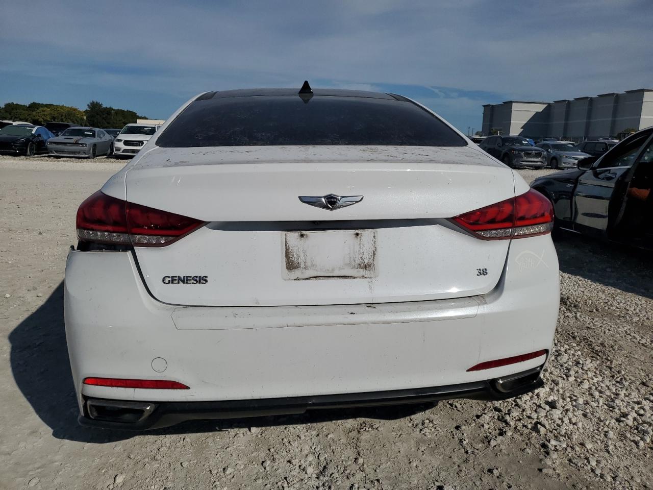 VIN KMHGN4JE2FU090783 2015 HYUNDAI GENESIS no.6