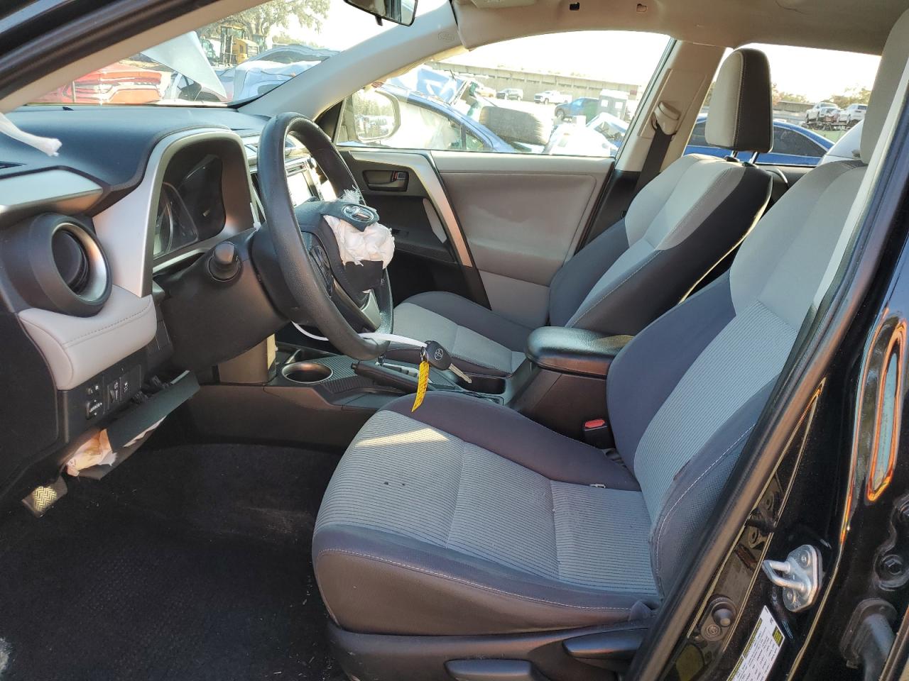 2013 Toyota RAV 4 - Image 7