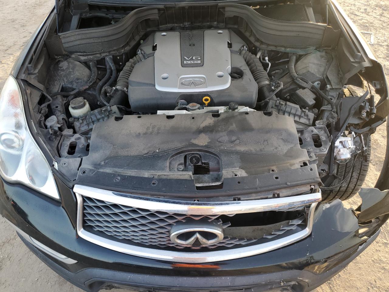 2017 Infiniti QX50 - Image 12