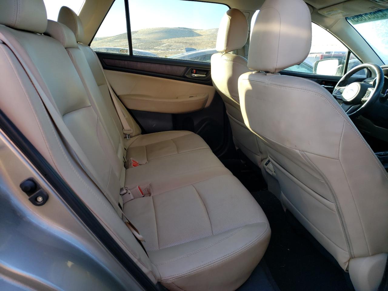 2018 Subaru Outback - Image 11