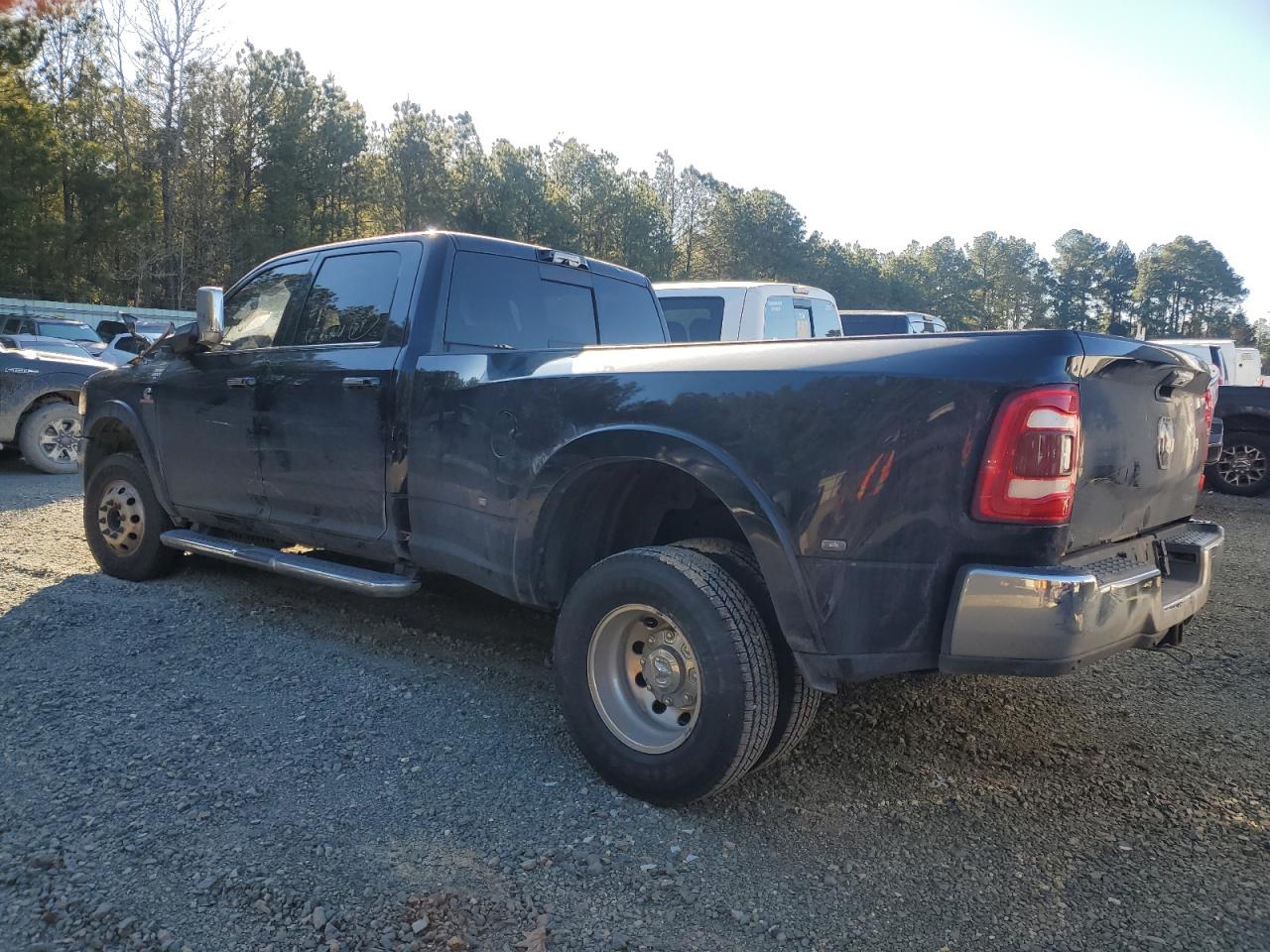 2022 RAM 3500 - Image 2