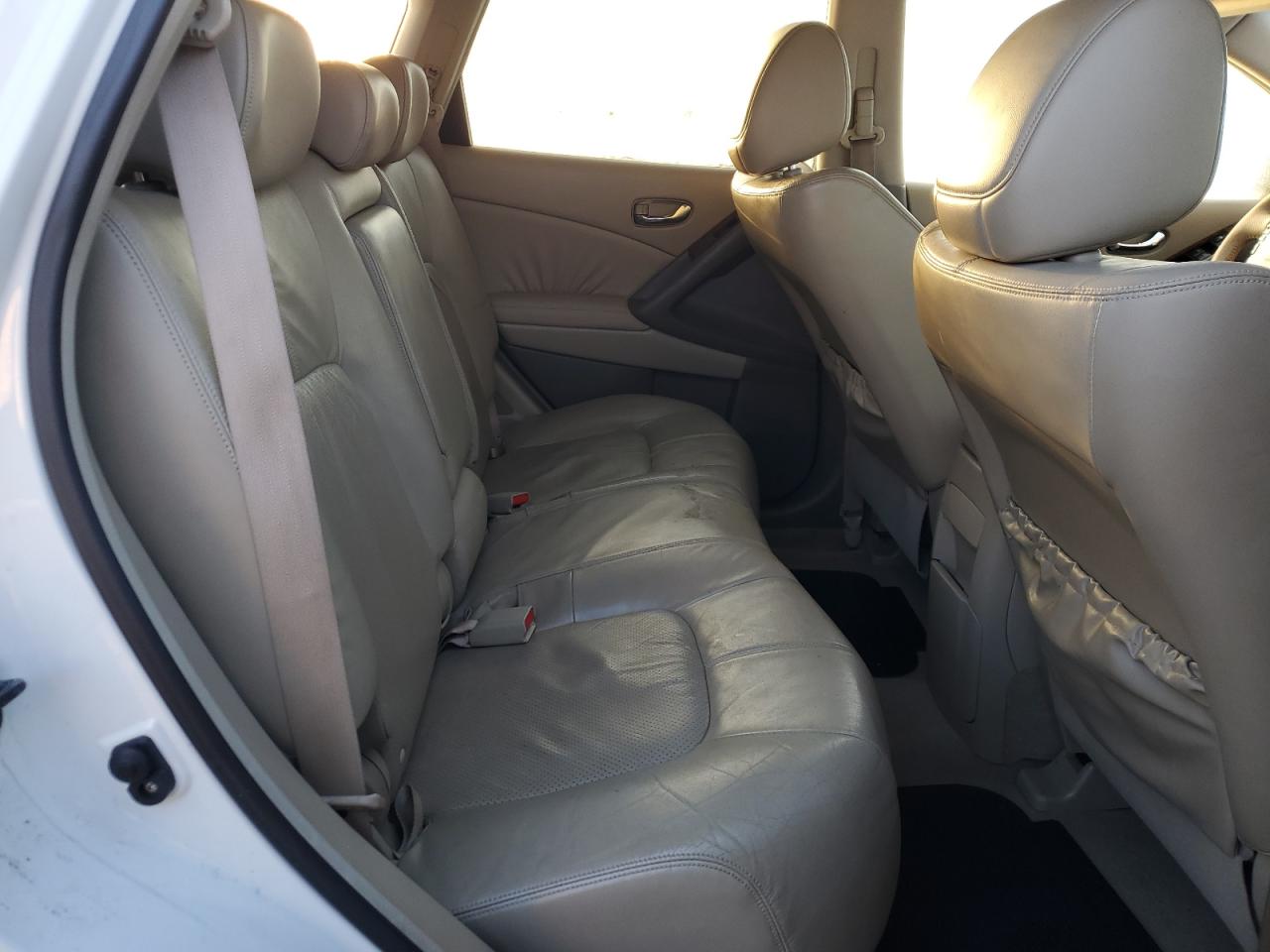 2010 Nissan Murano - Image 11