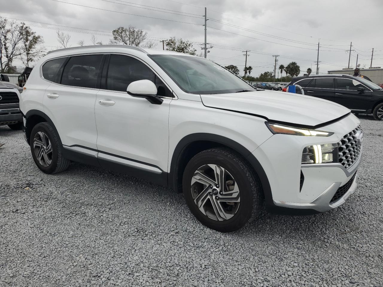 2022 Hyundai Santa Fe - Image 4
