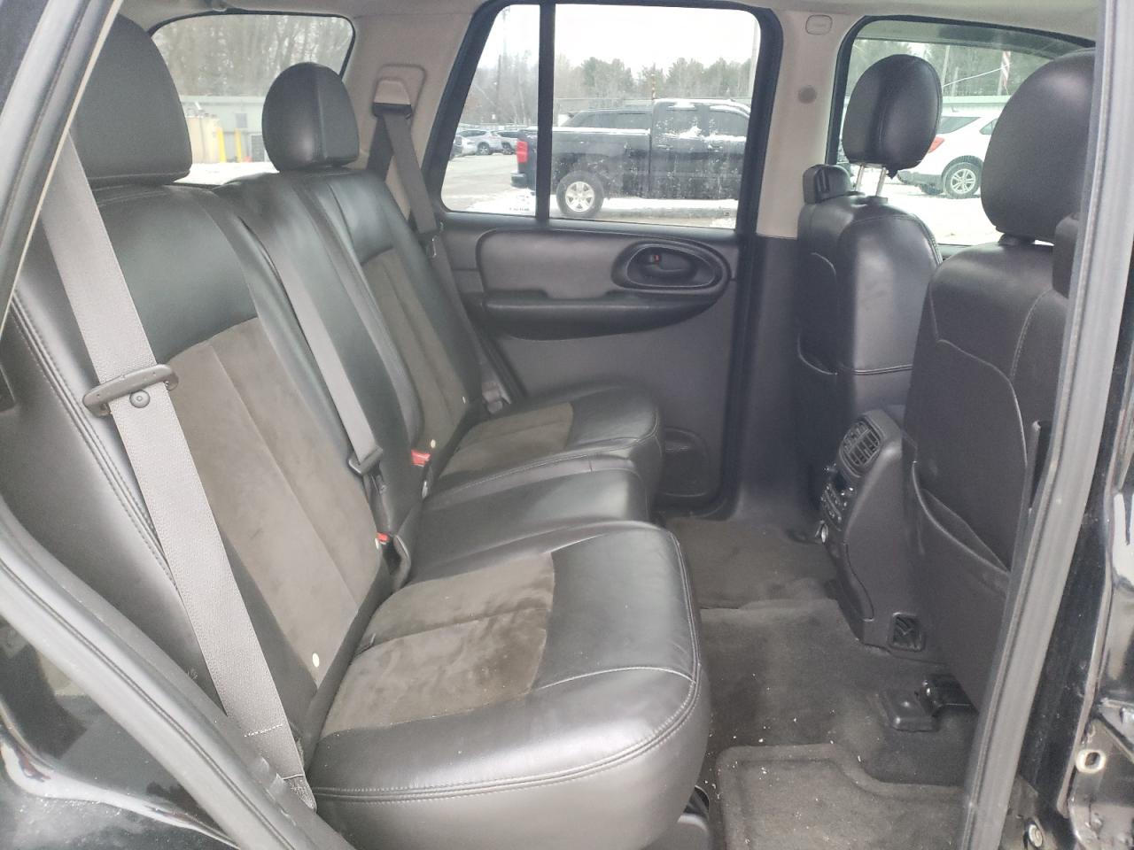 2008 Chevrolet TrailBlazer - Image 11