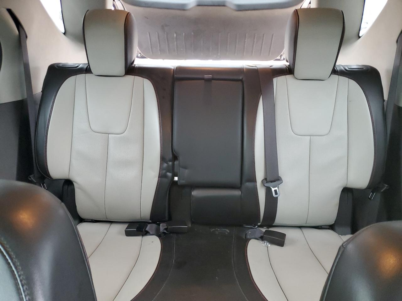 2017 Chevrolet Equinox - Image 10