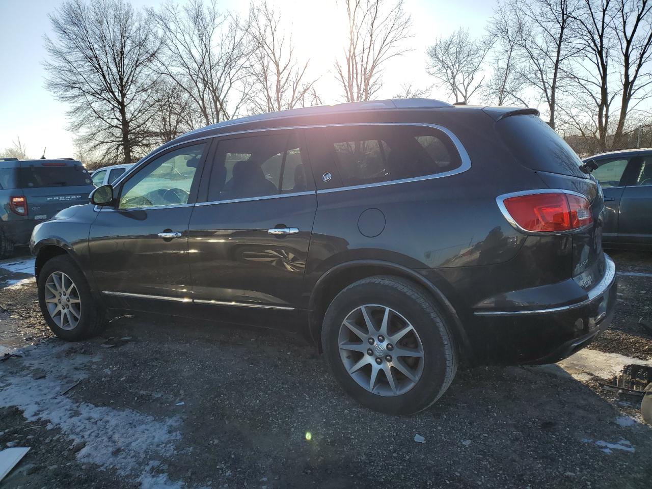 2015 Buick Enclave - Image 2