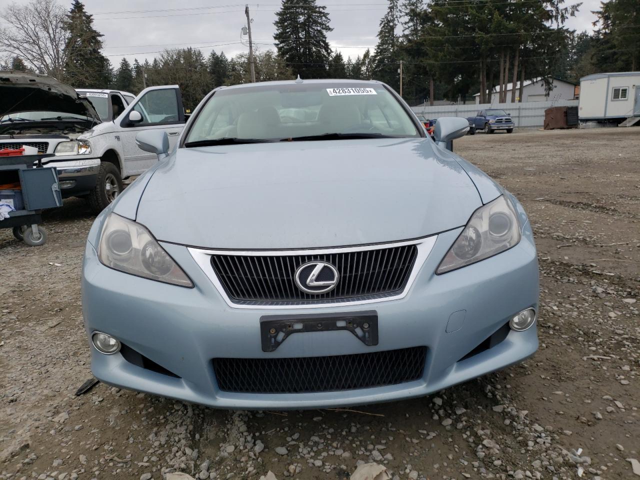 2010 Lexus IS - Image 5
