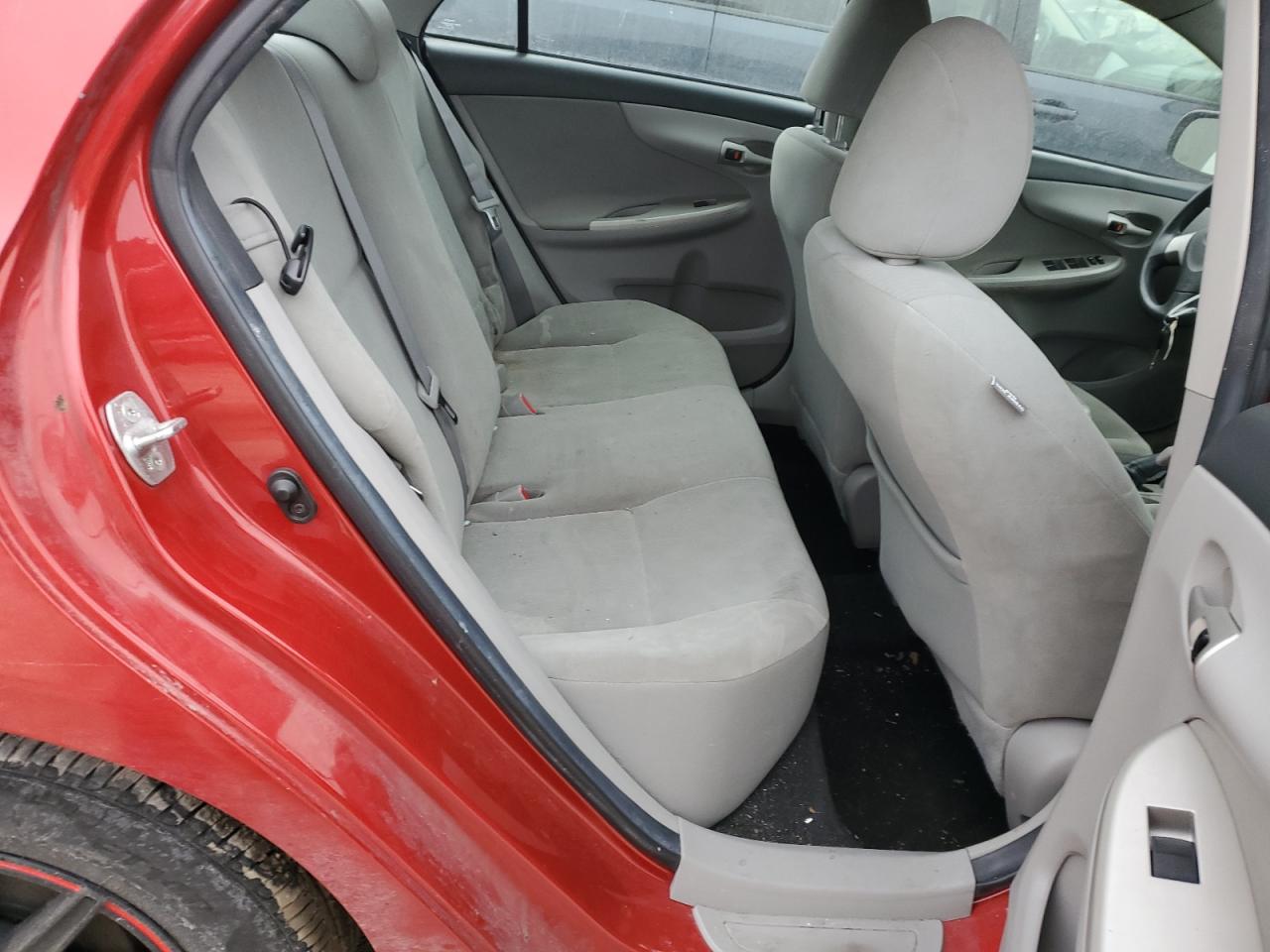 2011 Toyota Corolla - Image 10