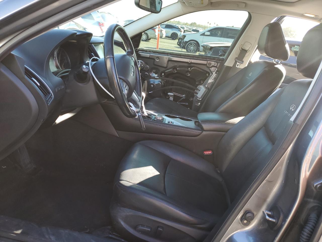 2014 Infiniti Q50 - Image 7