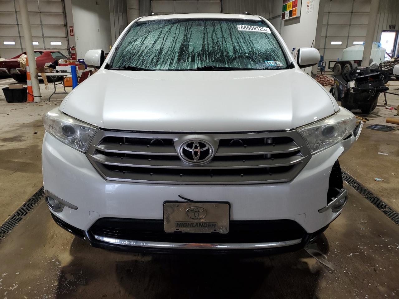 2012 Toyota Highlander - Image 5