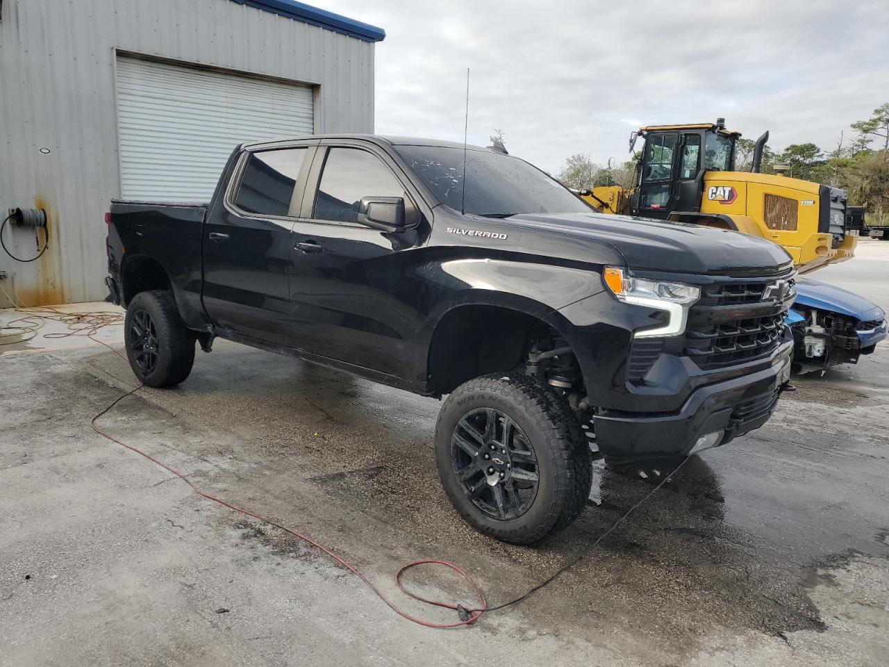 2022 Chevrolet Silverado - Image 4