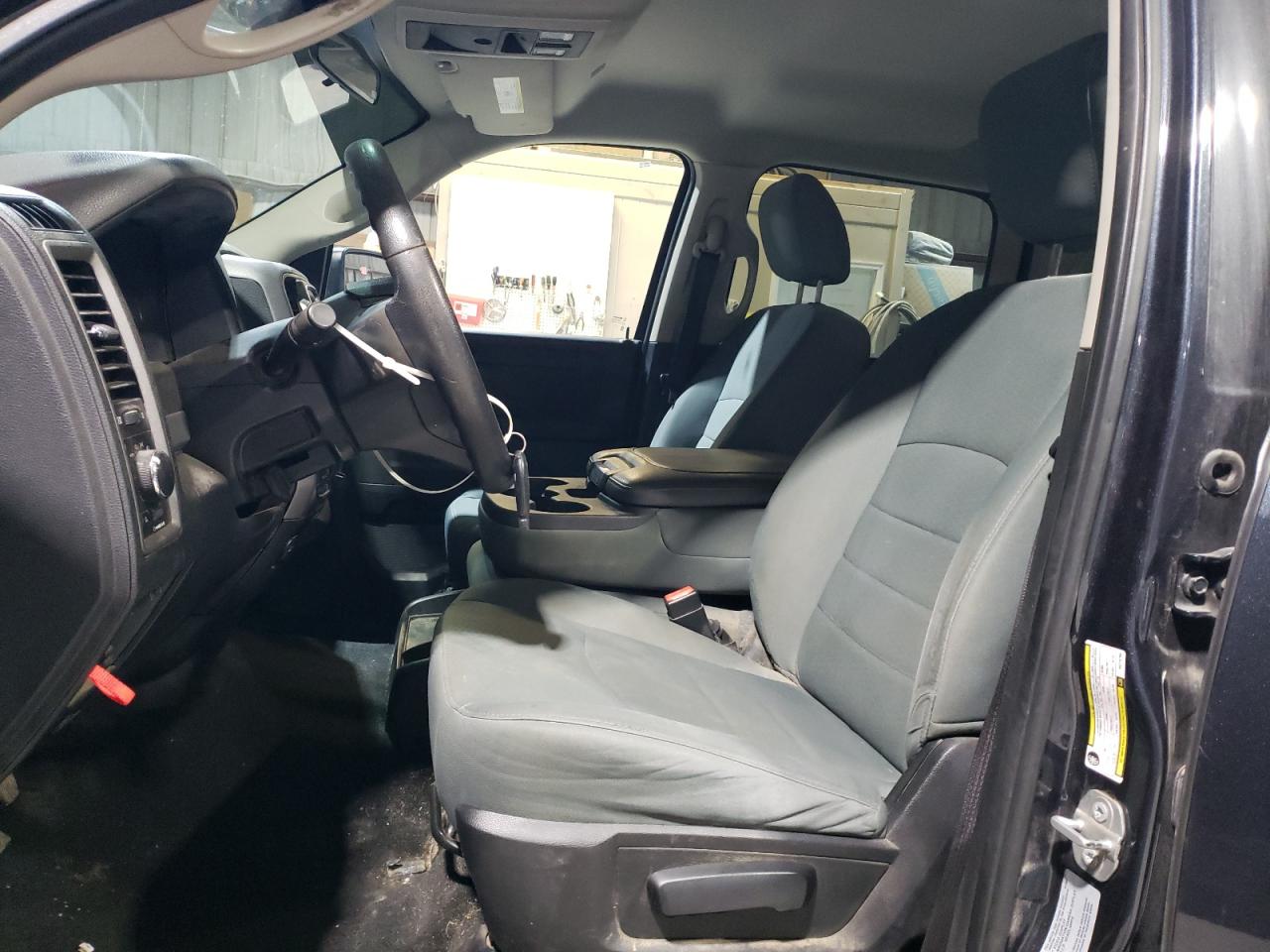 2017 RAM 1500 - Image 7
