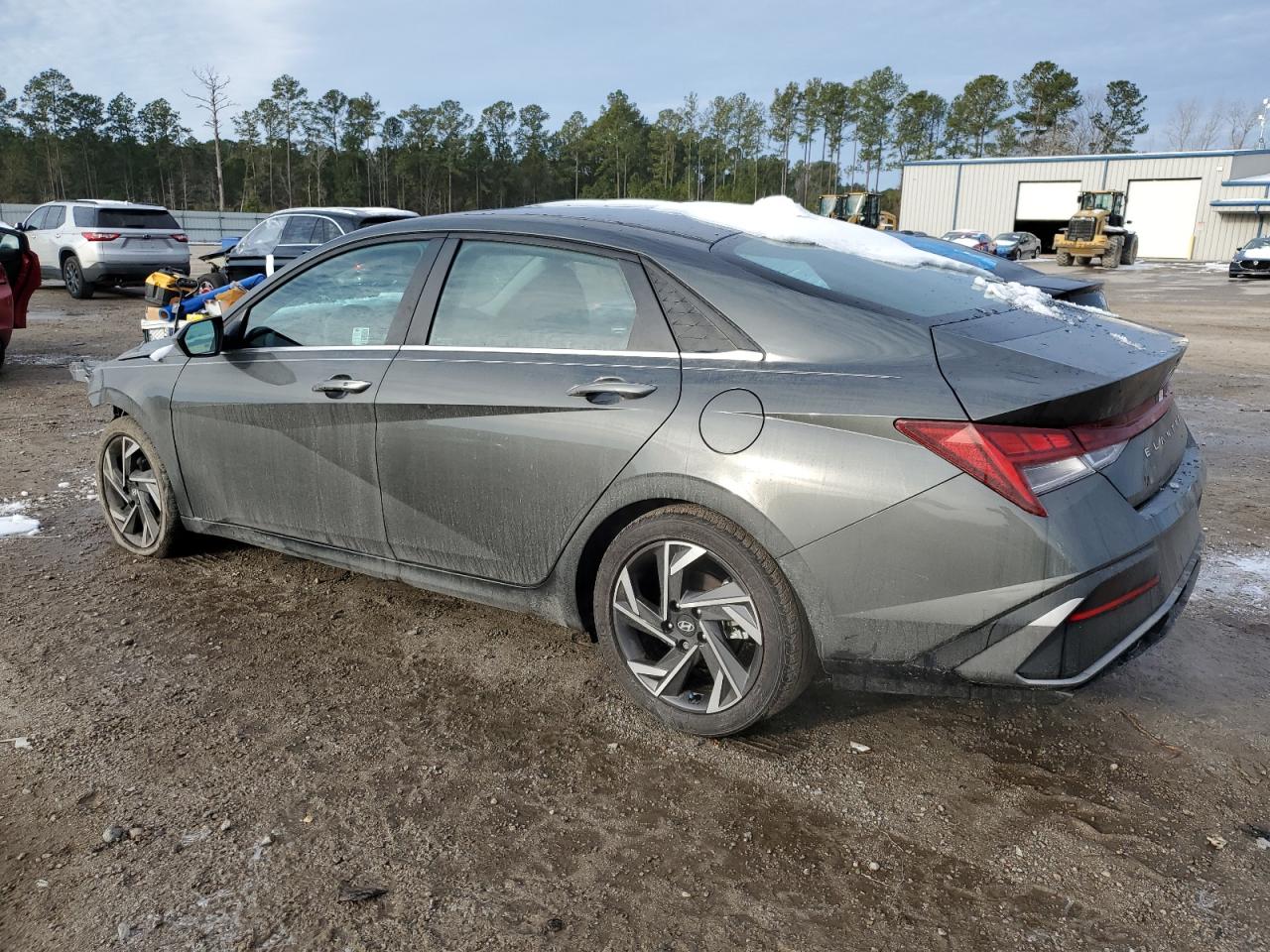 2024 Hyundai Elantra - Image 2
