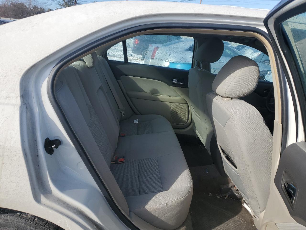 2011 Ford Fusion - Image 10