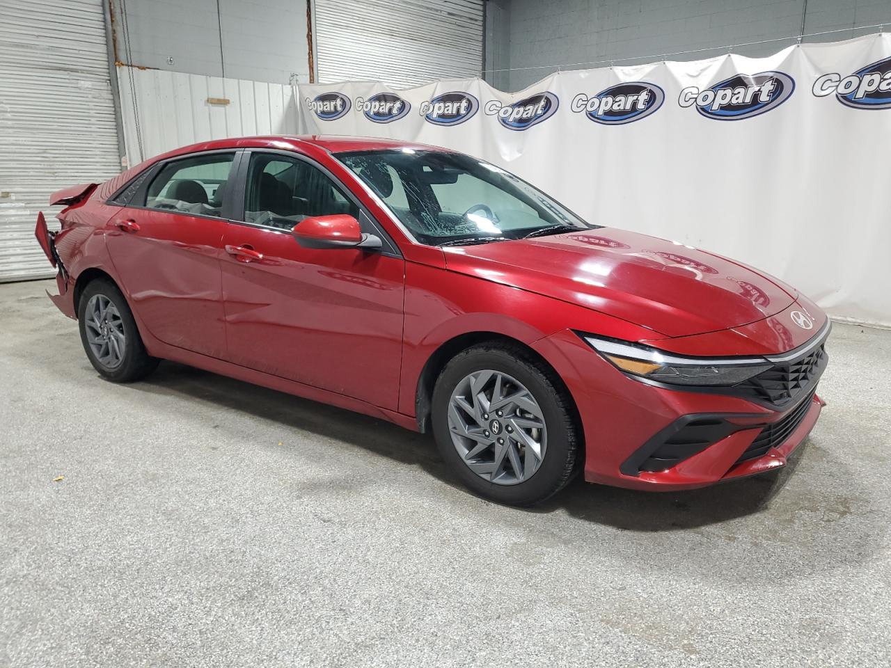 2024 Hyundai Elantra - Image 4