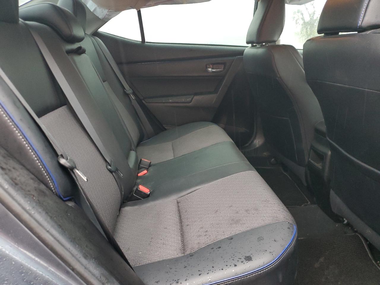 2018 Toyota Corolla - Image 10