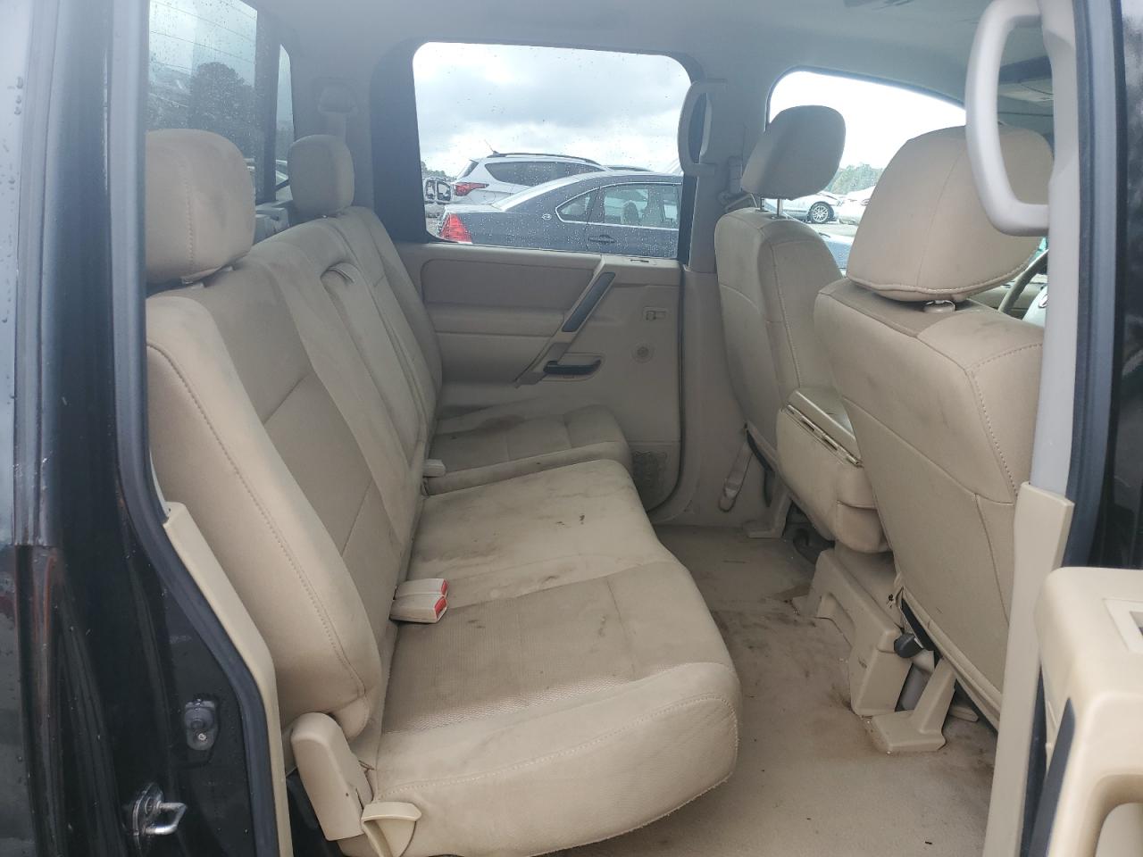 2008 Nissan Titan - Image 10
