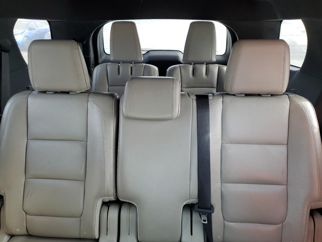 2012 Ford Explorer - Image 10