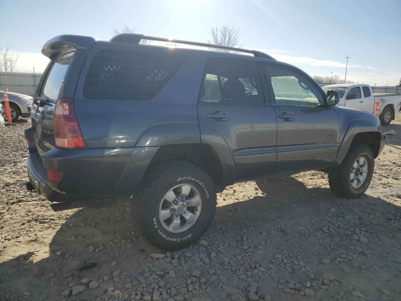 2005 Toyota 4Runner - Image 3