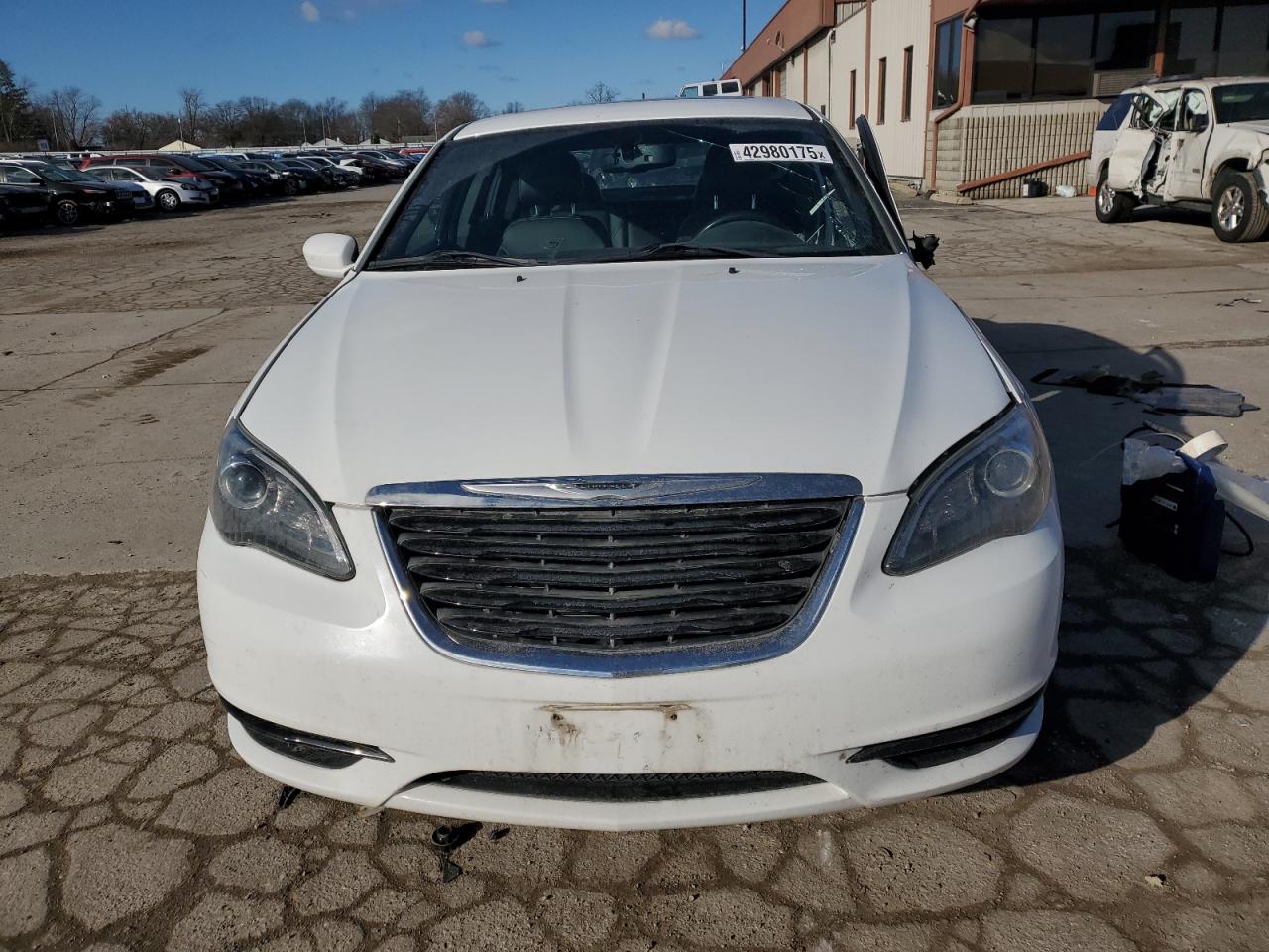 2013 Chrysler 200 - Image 5