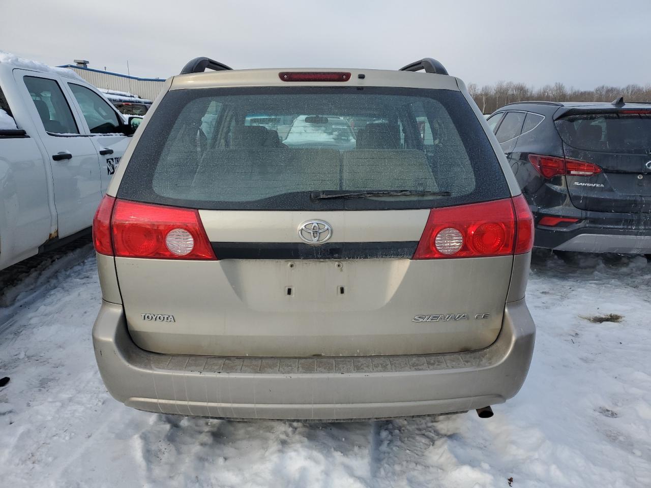 2008 Toyota Sienna - Image 6