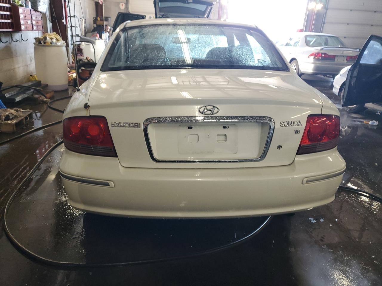 2005 Hyundai Sonata - Image 6