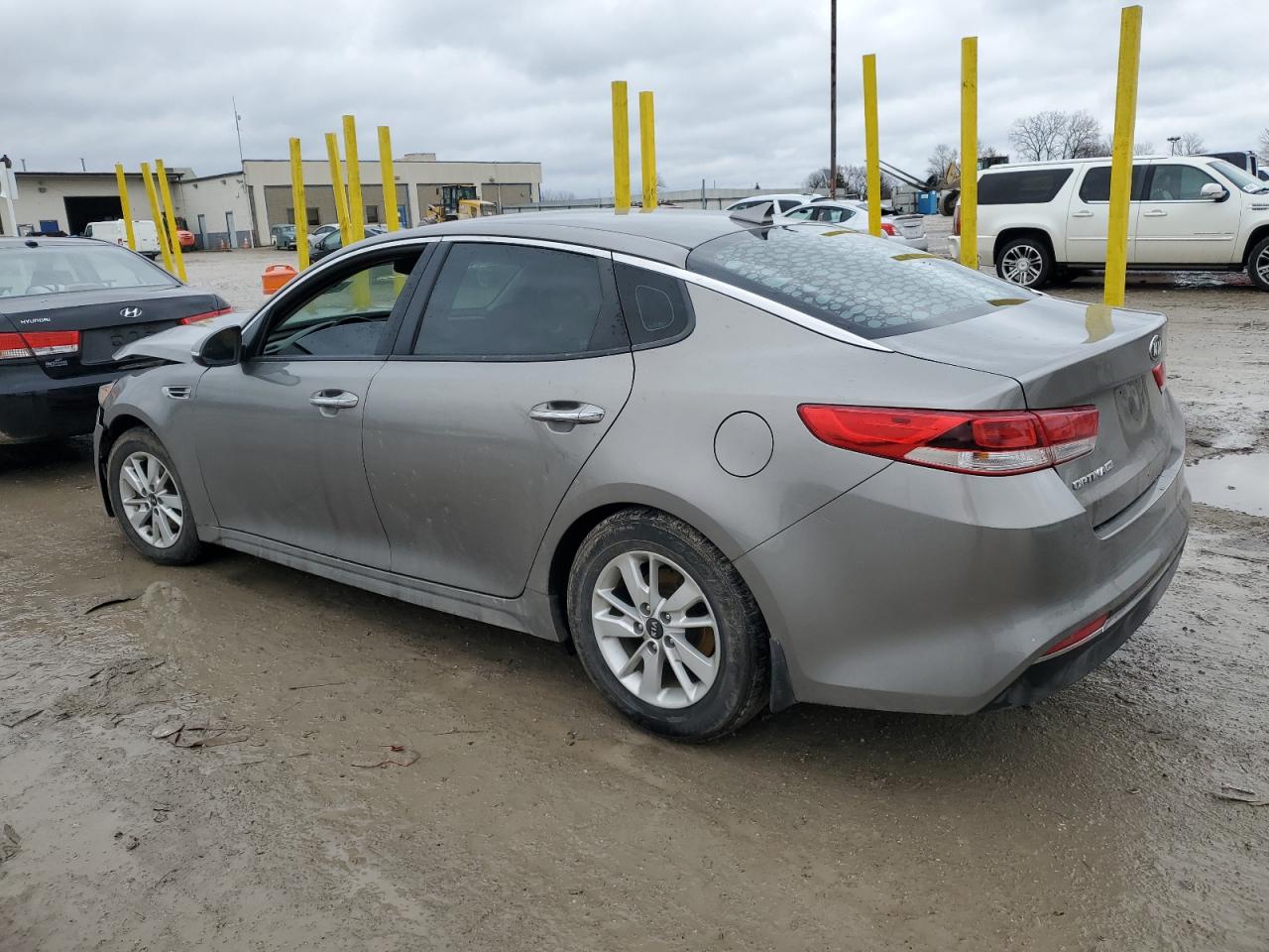 2017 Kia Optima - Image 2