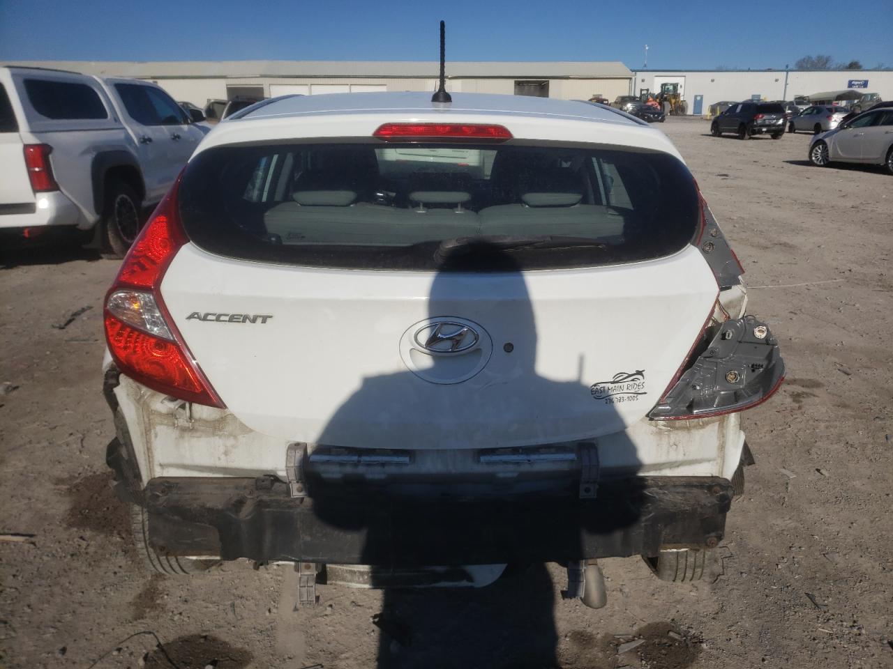 2014 Hyundai Accent - Image 6