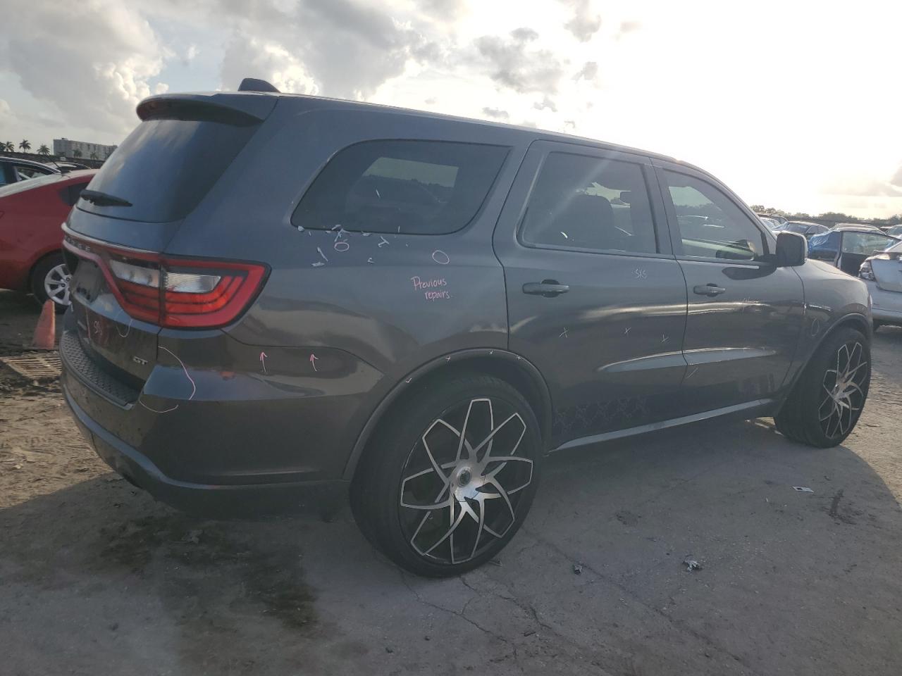 2017 Dodge Durango - Image 3