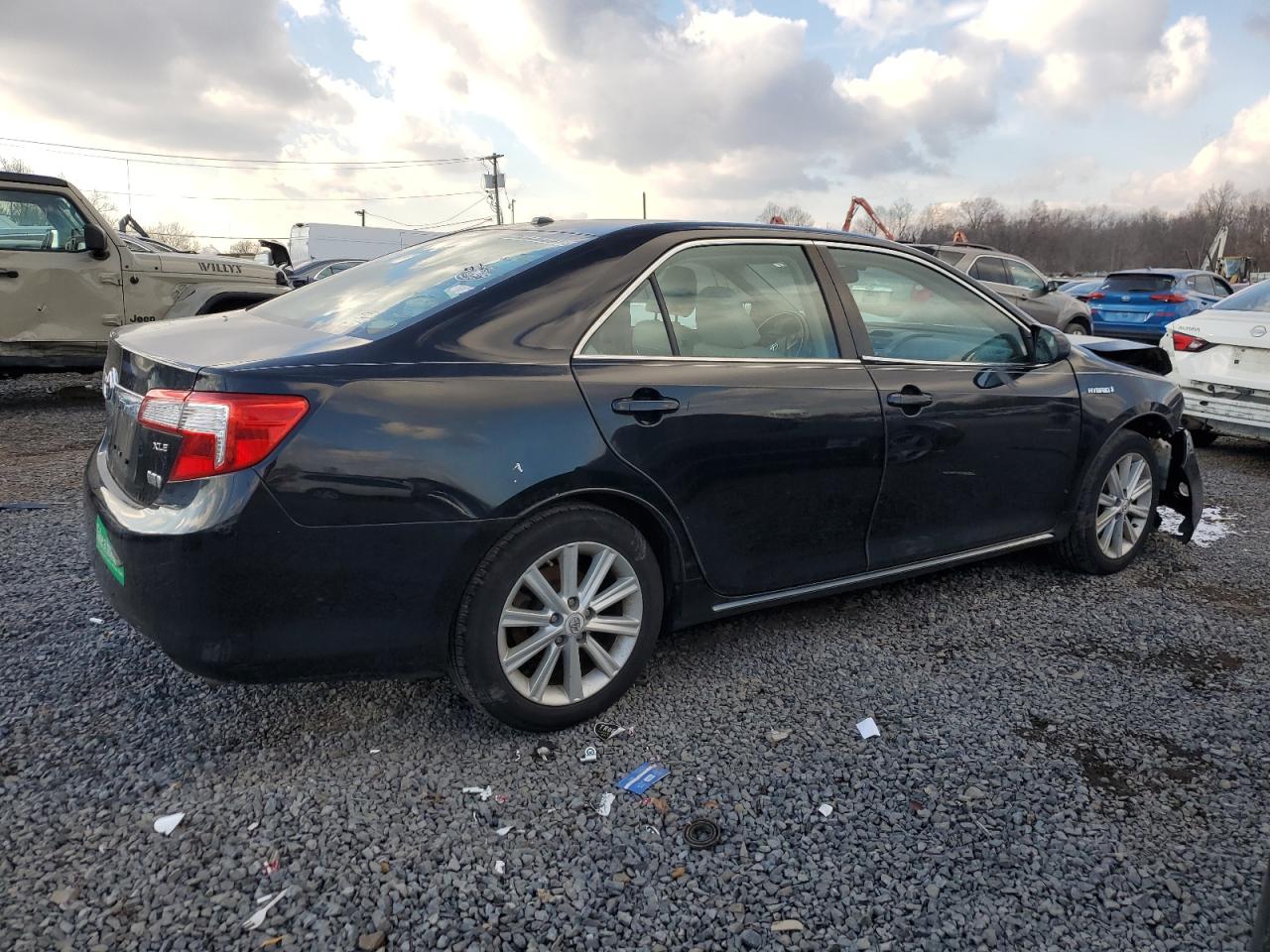 2012 Toyota Camry - Image 3