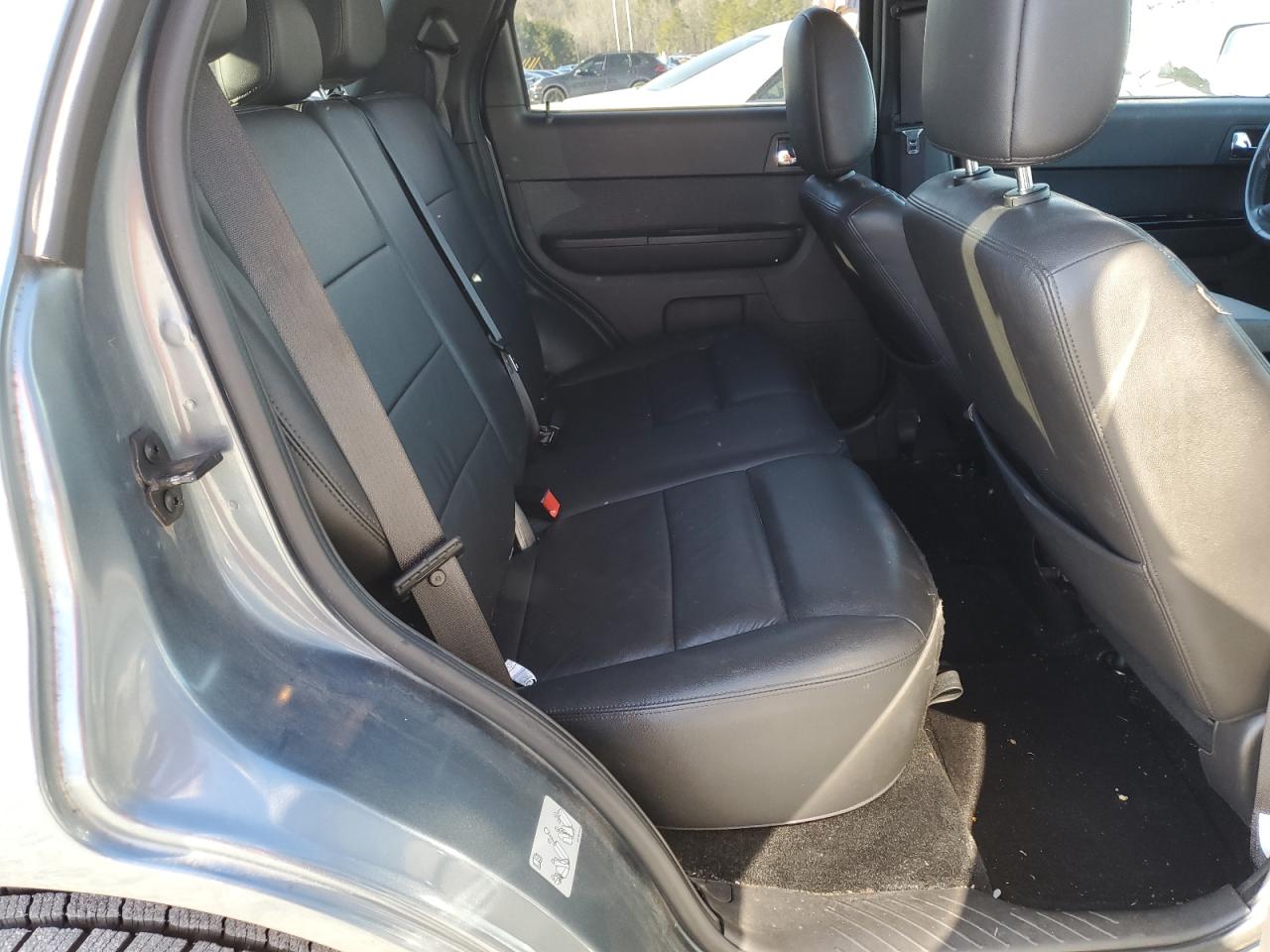 2012 Ford Escape - Image 11