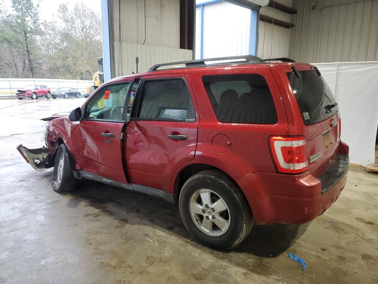2011 Ford Escape - Image 2
