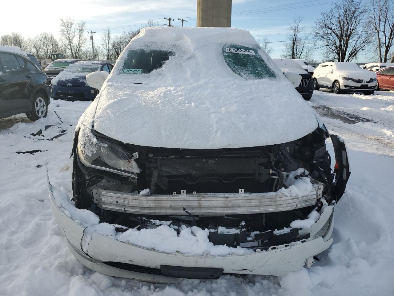 2017 Chrysler Pacifica - Image 5