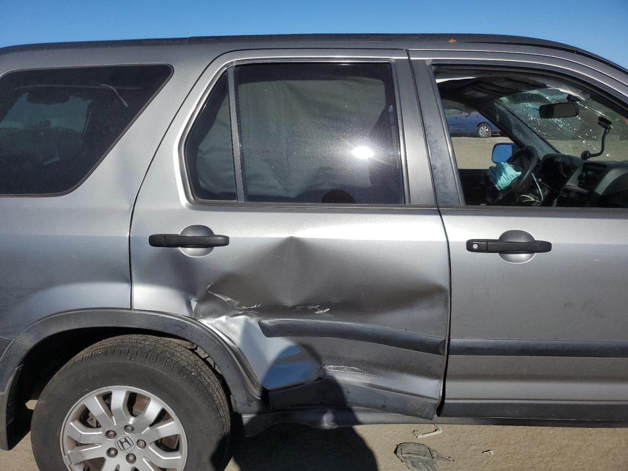 2006 Honda CR-V - Image 10