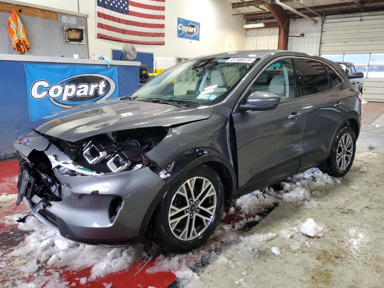 2022 Ford Escape - Image 1